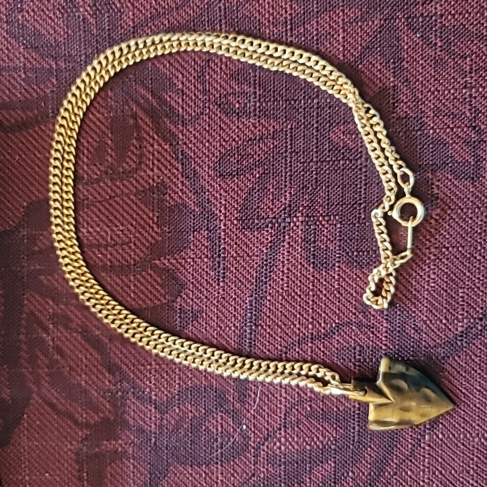 Avon Tiger's Eye Arrowhead Pendant, 20"